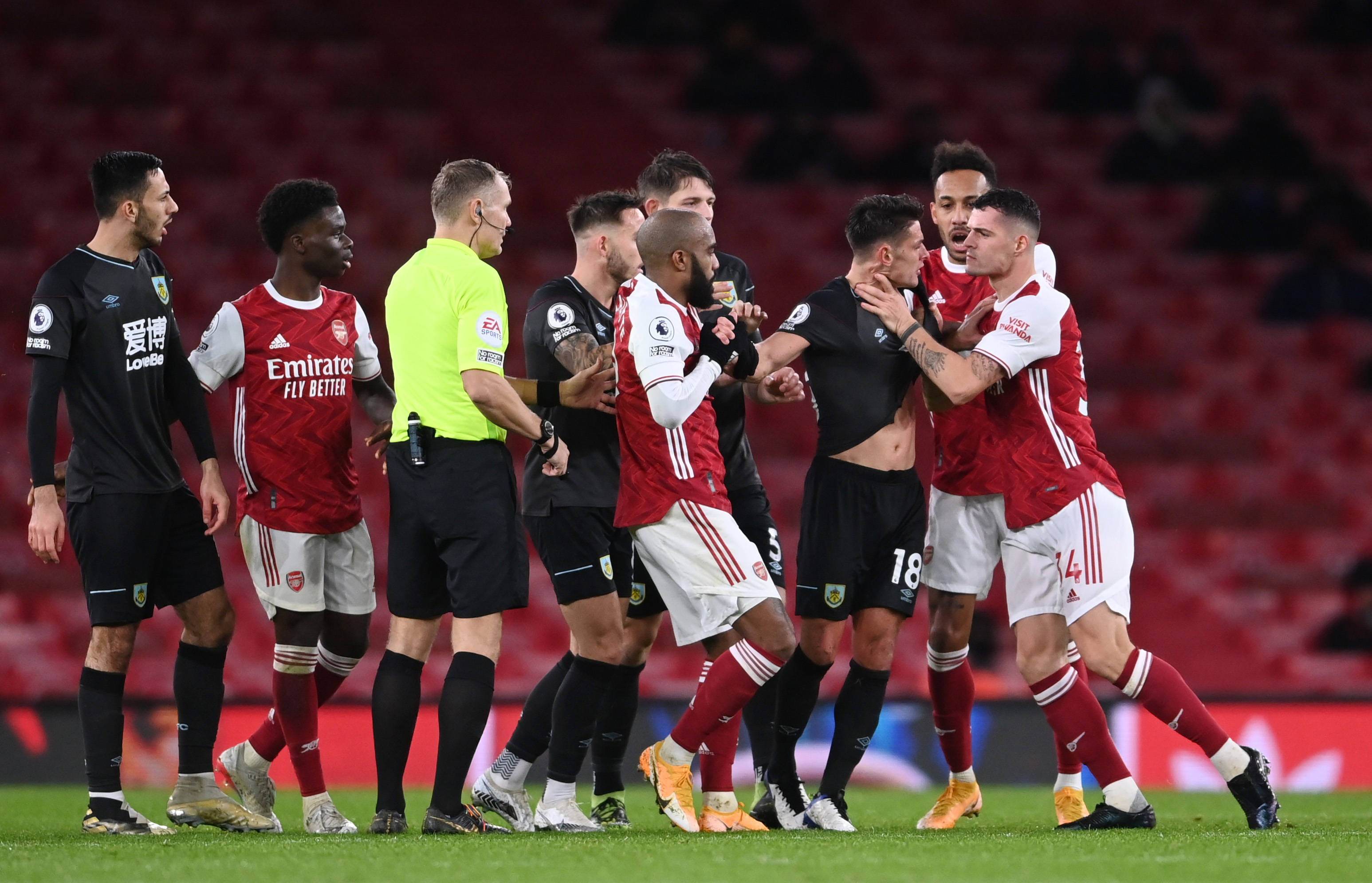 台上崭露头 台上崭露头