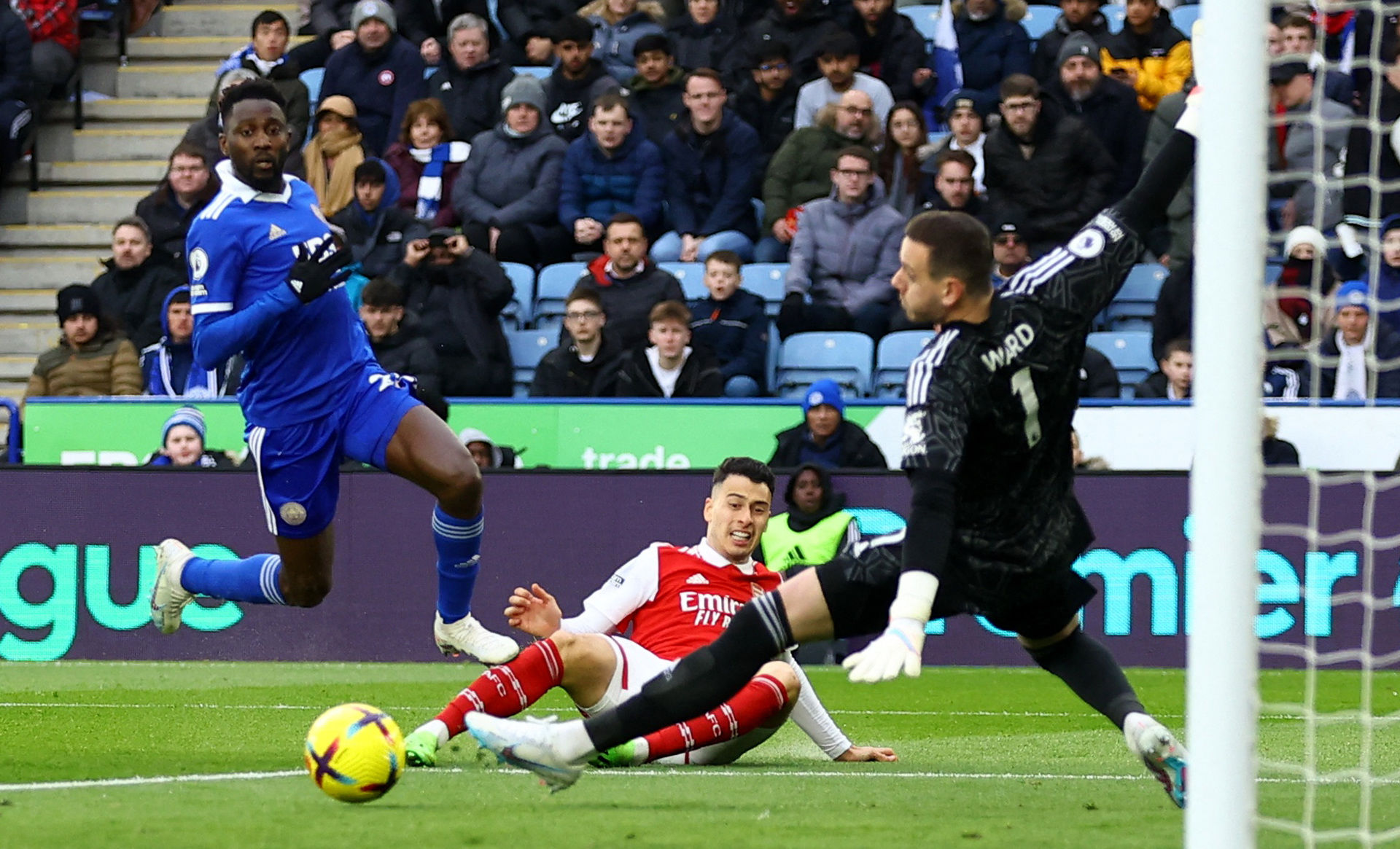 虽然教练不 虽然教练不